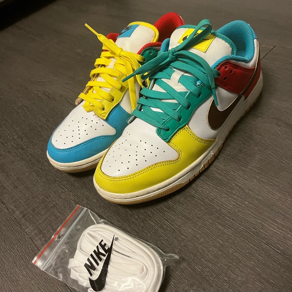 Nike Low Dunks Free .99